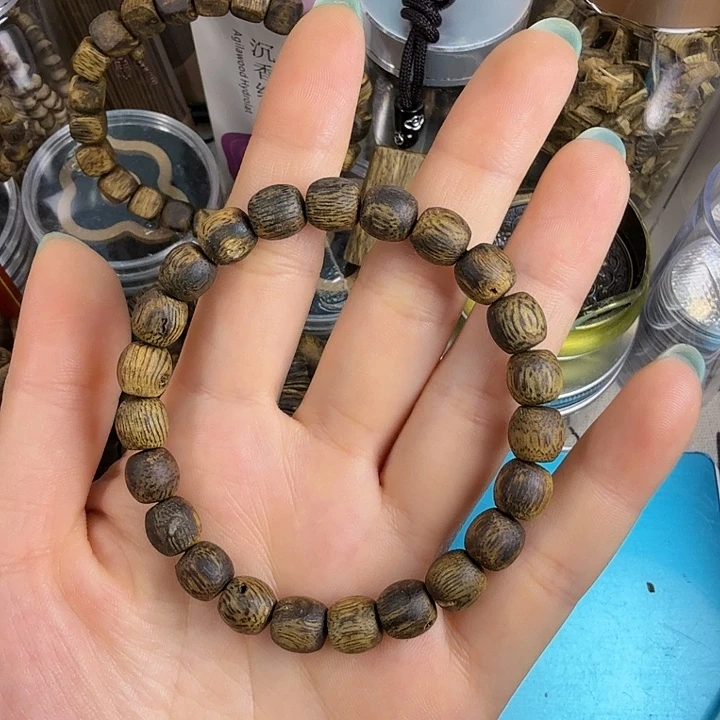 如***期沉香沉香碎屑莺歌绿奇楠99沉08虫漏香6.2克