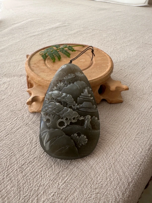 天然和田玉山水牌