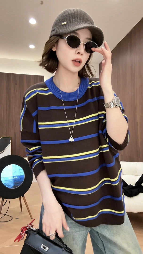 月月 2025秋冬新款小众设计极简风撞色宽条纹毛针织衫 2510C7312