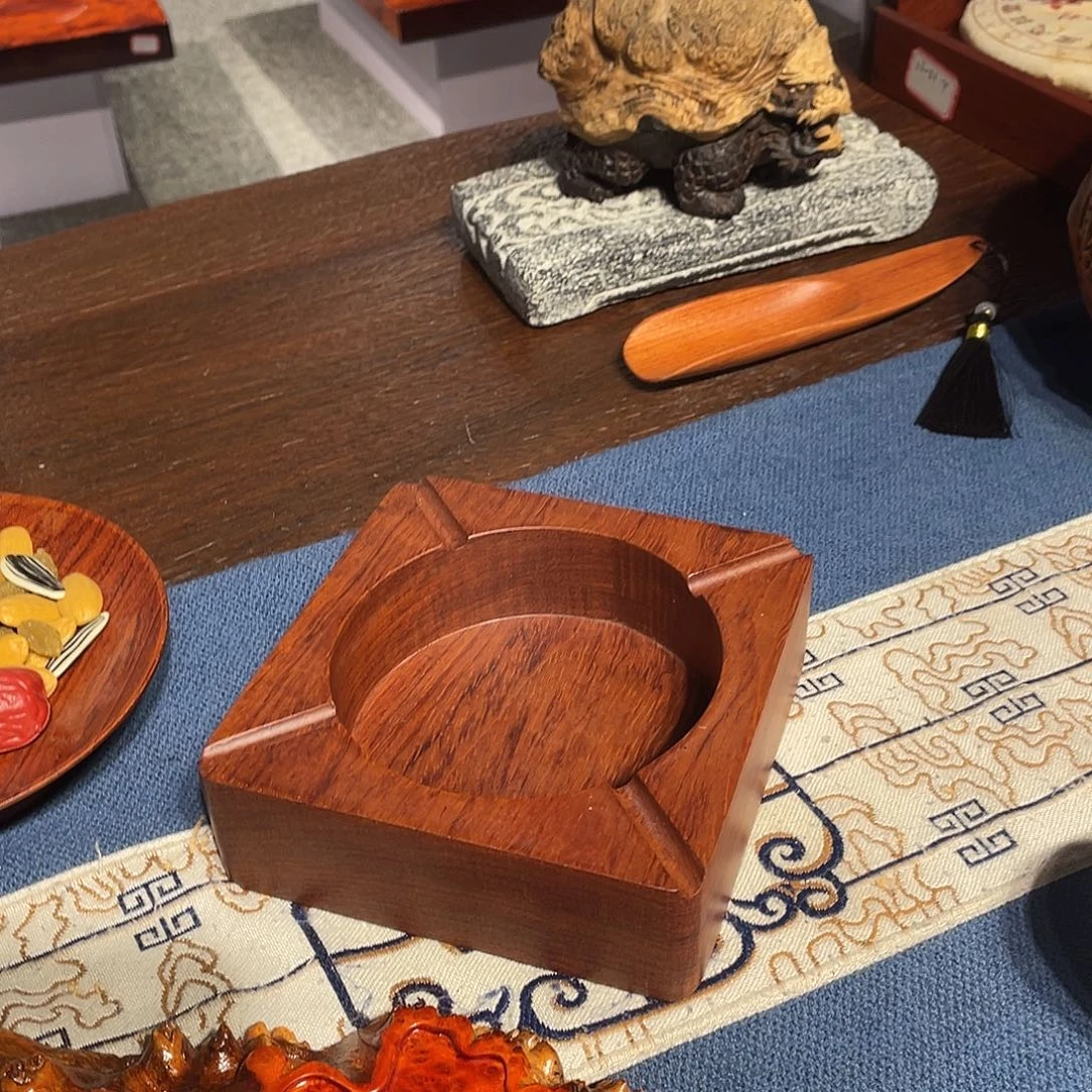 巴花烟灰缸，一物一拍