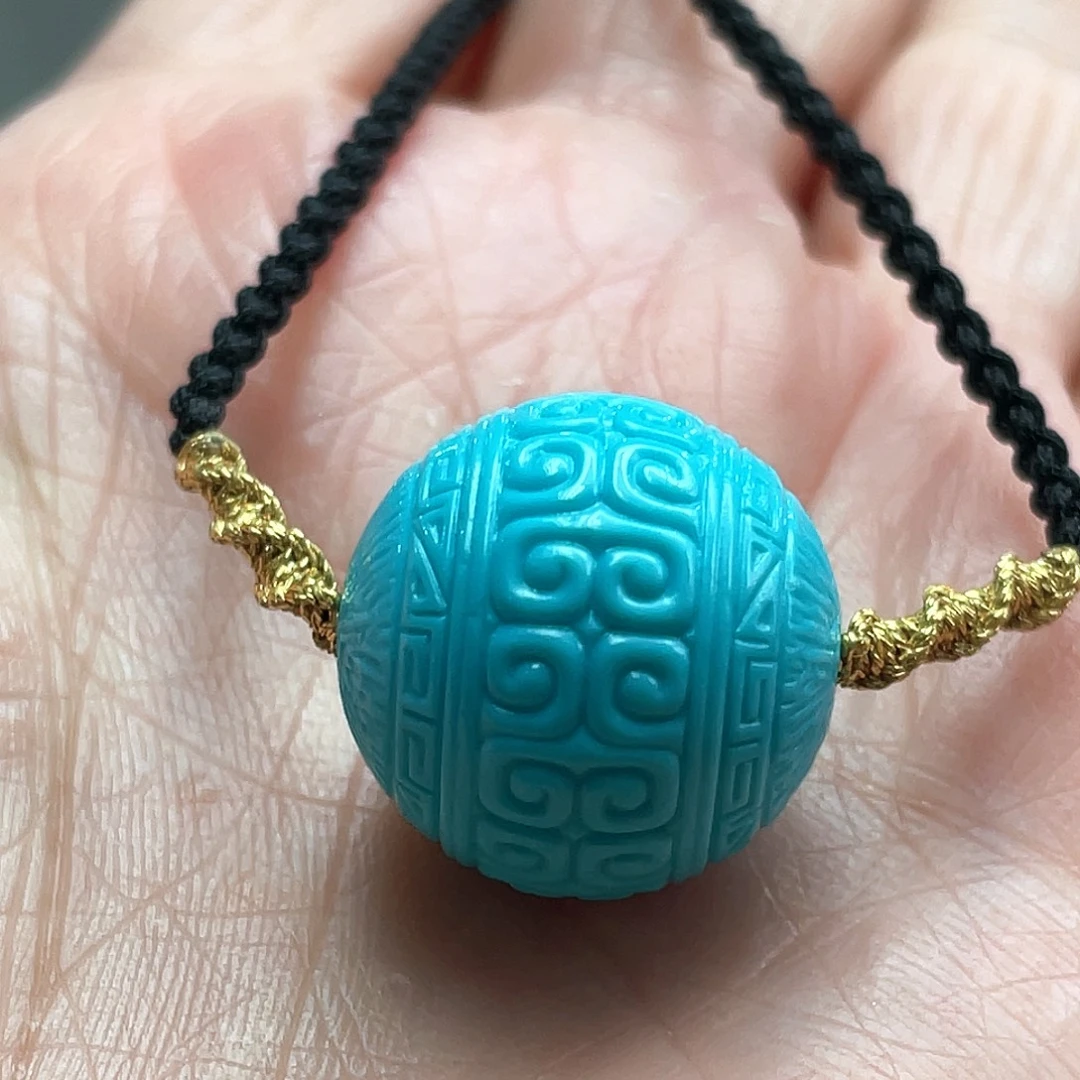 未镶嵌绿松石颈饰