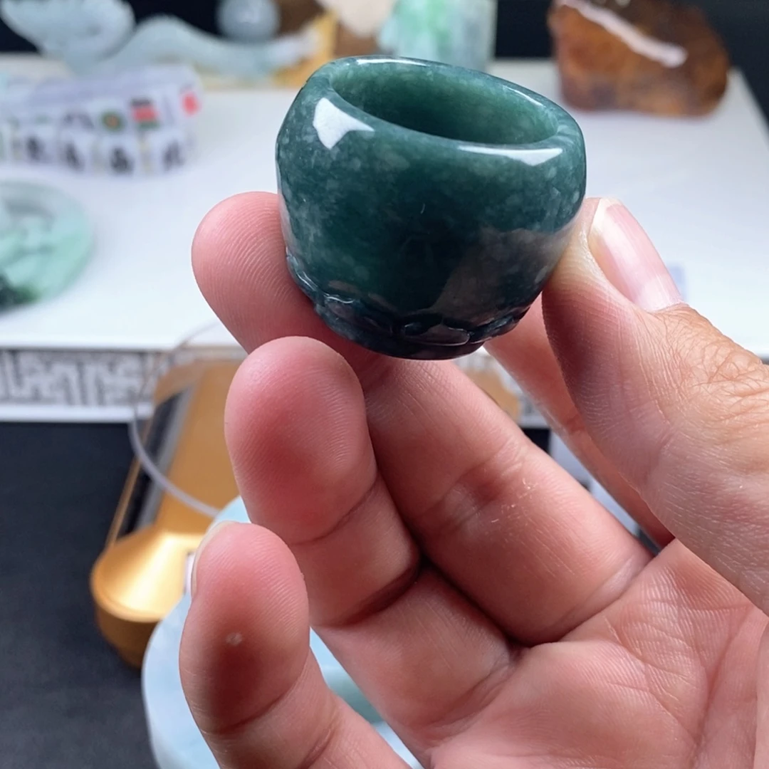 翡翠未镶嵌颈饰天然翡翠