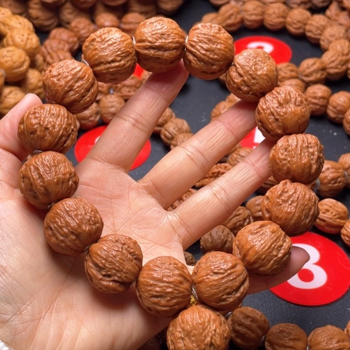 文玩核桃吊坠聚宝盆