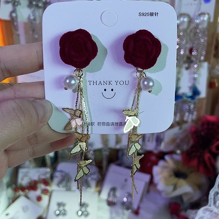 布艺非金属可爱饰品