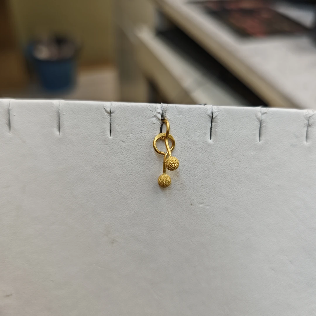 足金耳环时尚百搭漂亮