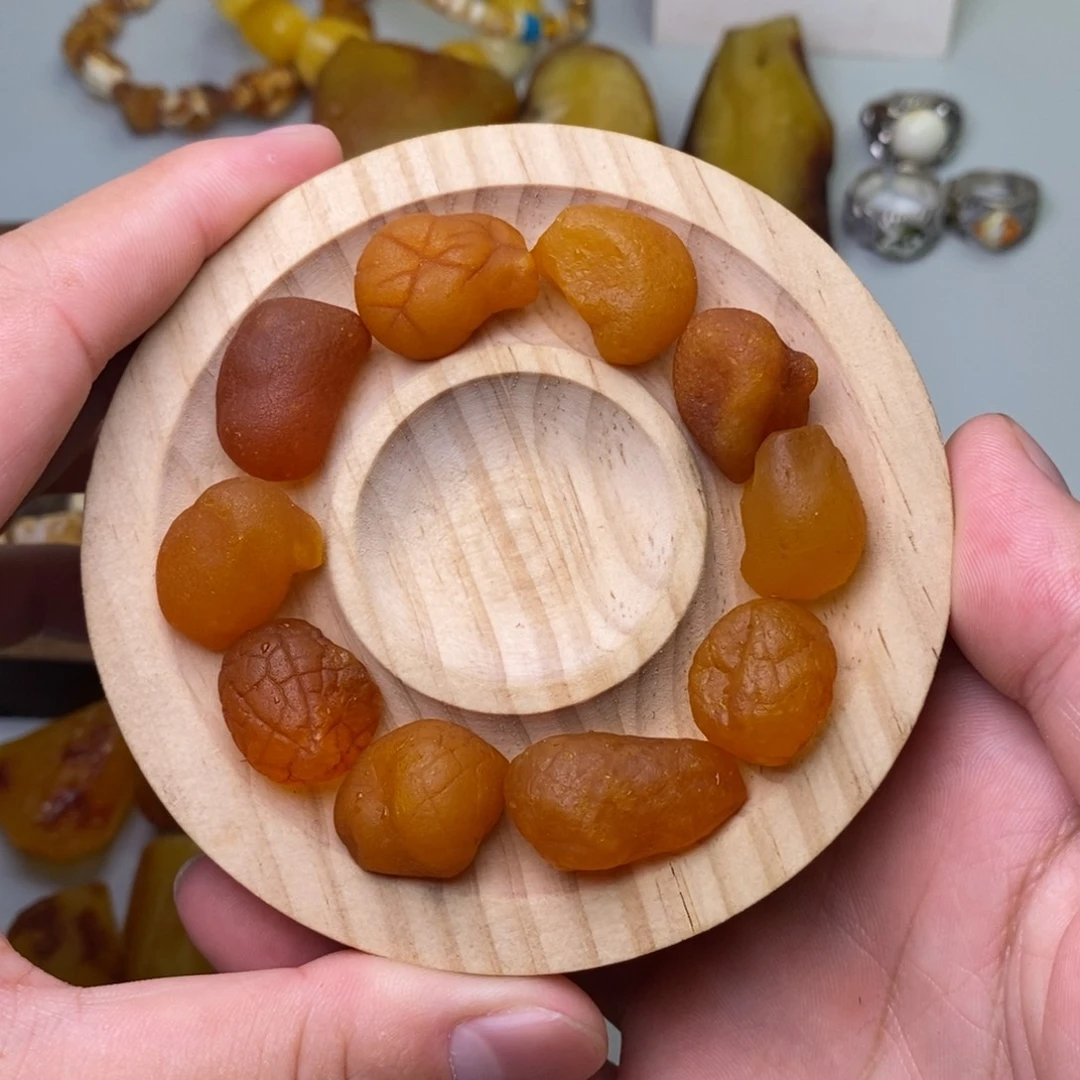 定制琥珀天然蜜蜡