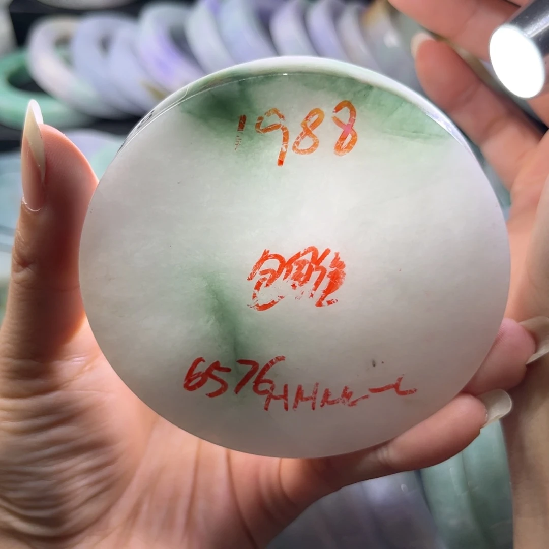 定制翡翠手镯未镶嵌