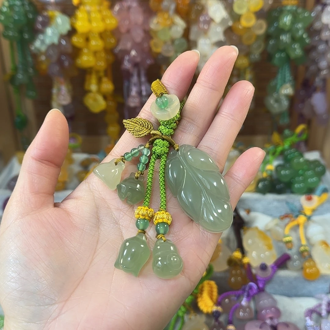 玛瑙/玉髓未镶嵌钥匙挂件