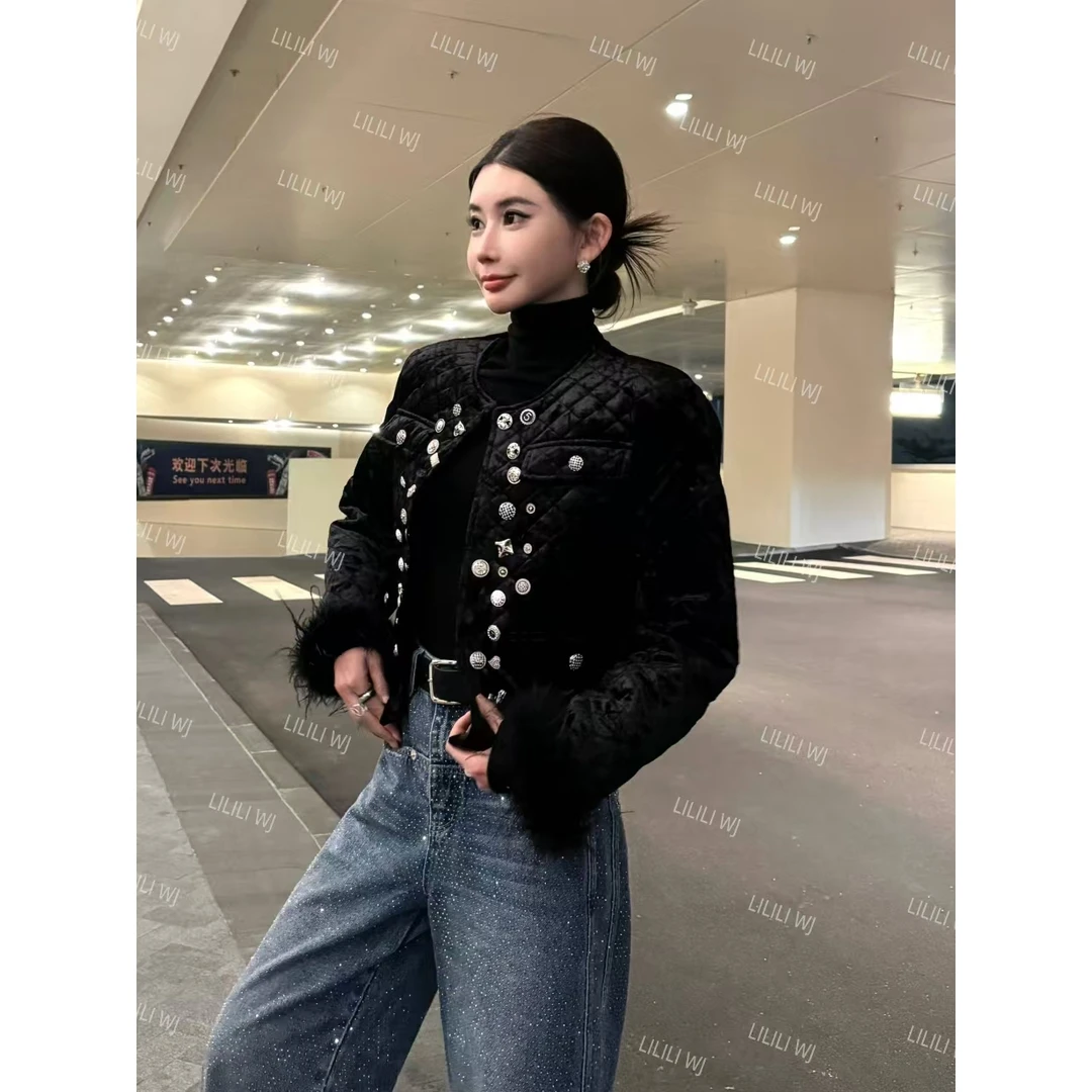 婉君【扣子小香风】秋冬韩系菱格宽松气质短款外套LWJ24D4C2617