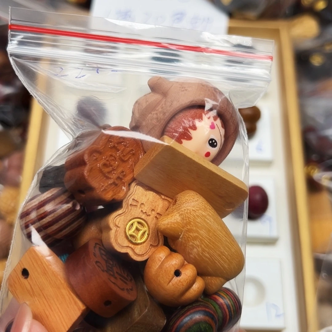 黯***然大叶紫檀（黑酸枝木类）