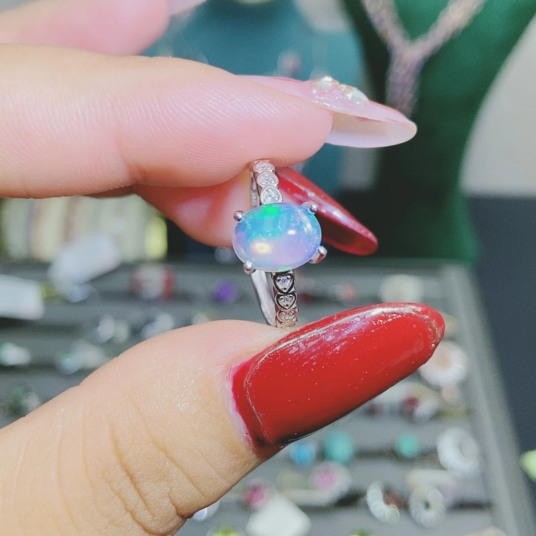 【闪购商品】银S925镶嵌欧泊戒指