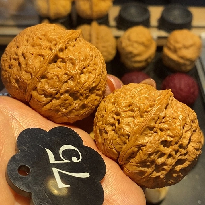 核桃狮子王核桃尺寸45