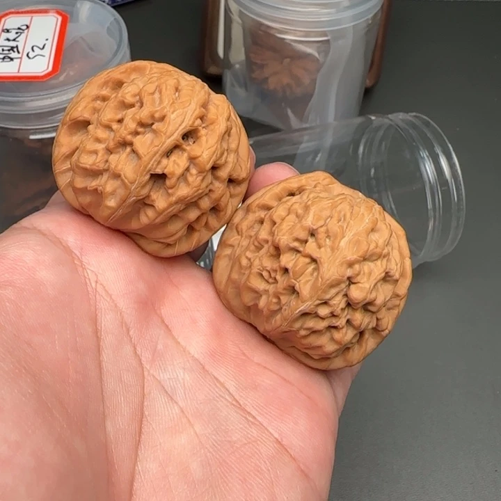 吊坠文玩核桃红锦鲤