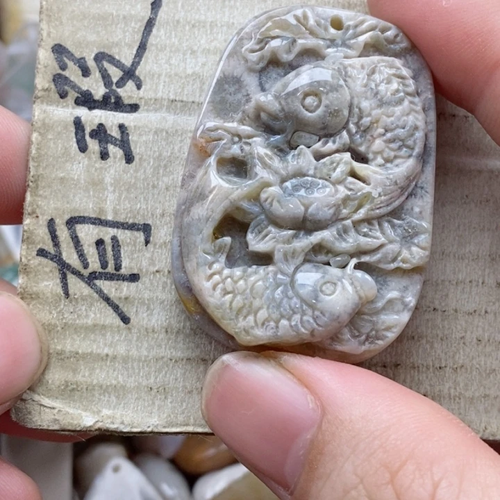 硅化珊瑚（珊瑚玉）未镶嵌颈饰一**芙小