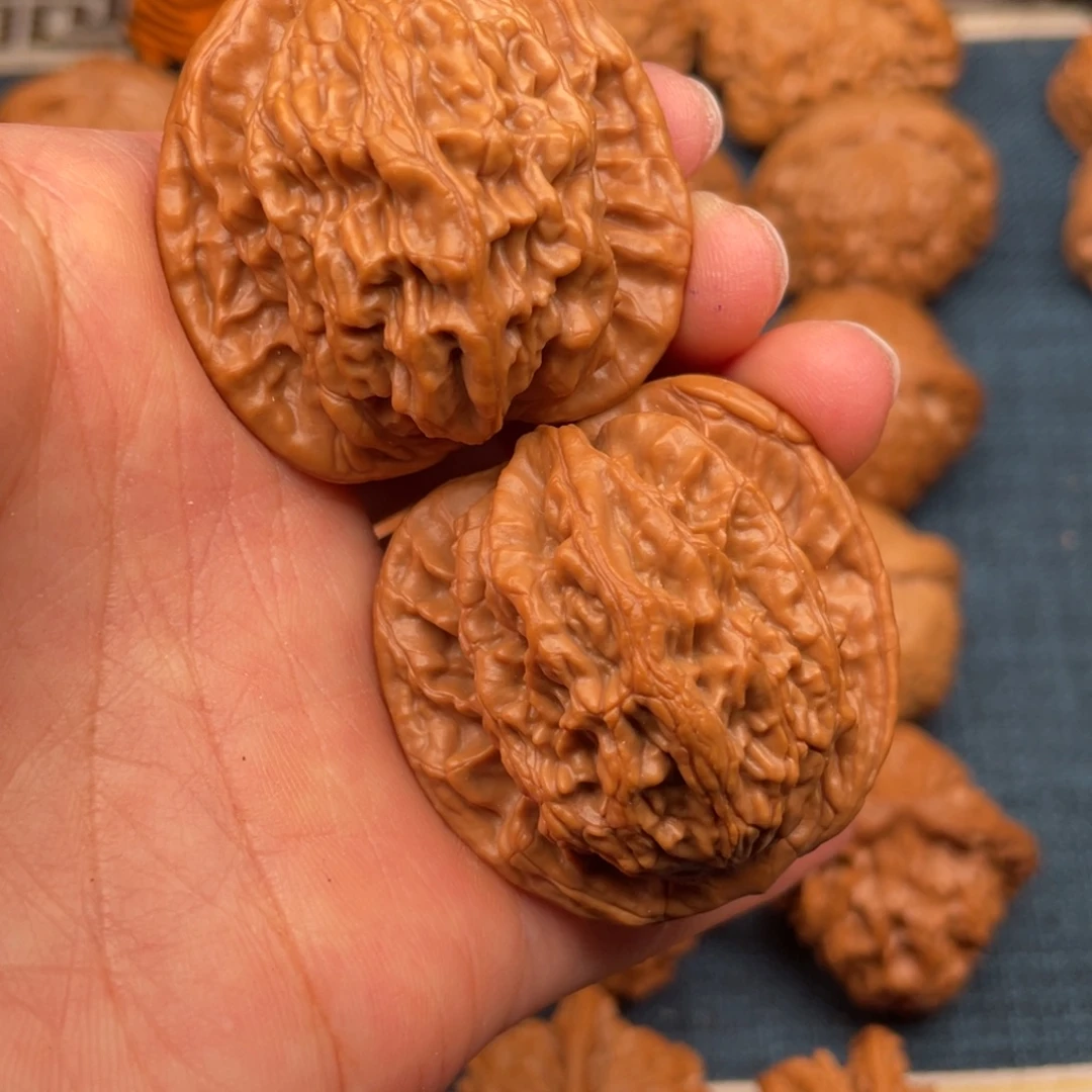 文玩核桃把件40.9精品虎头