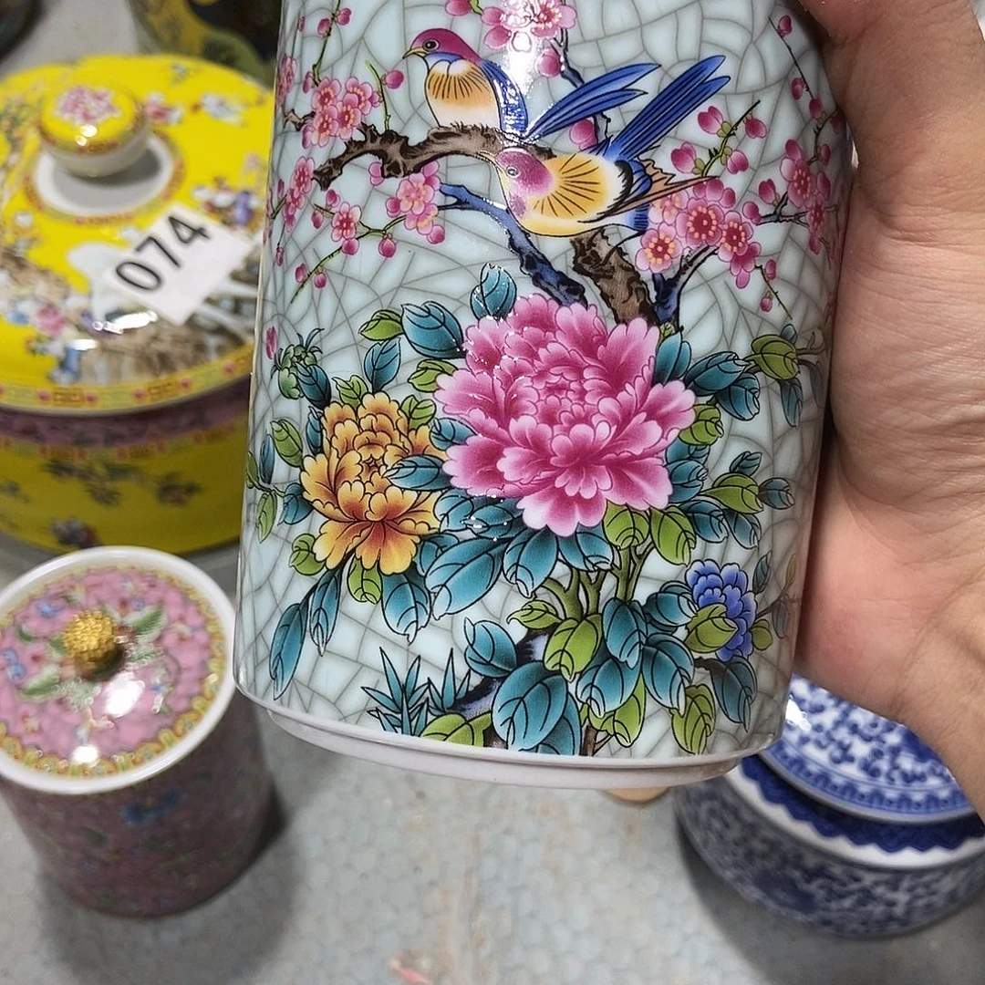 大***妞瓷片景德镇陶瓷罐一个