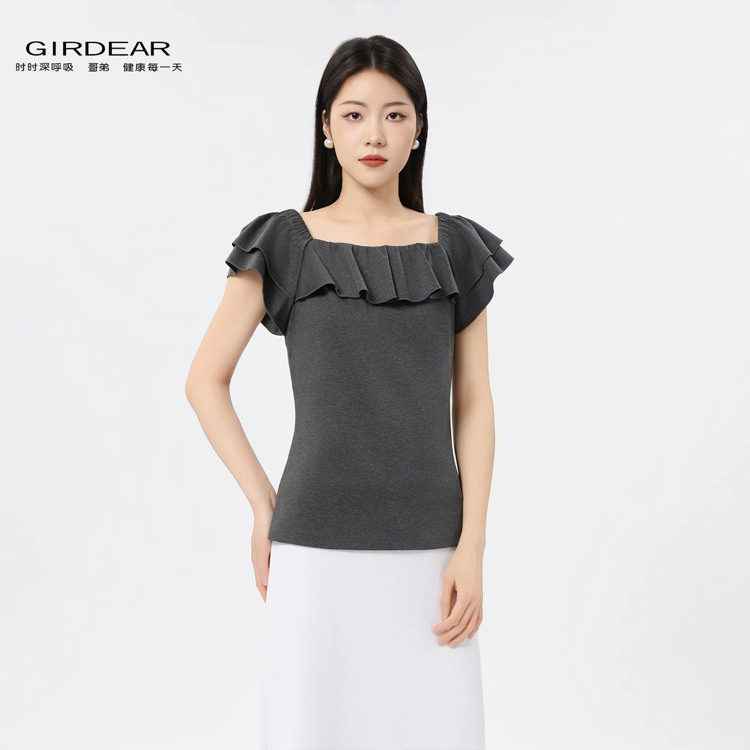 GIRDEAR/哥弟新款方领荷叶设计短袖百搭T恤休闲时尚法式130057