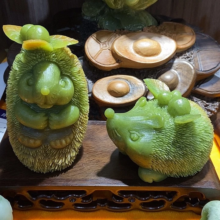 蛇纹石玉摆件合金