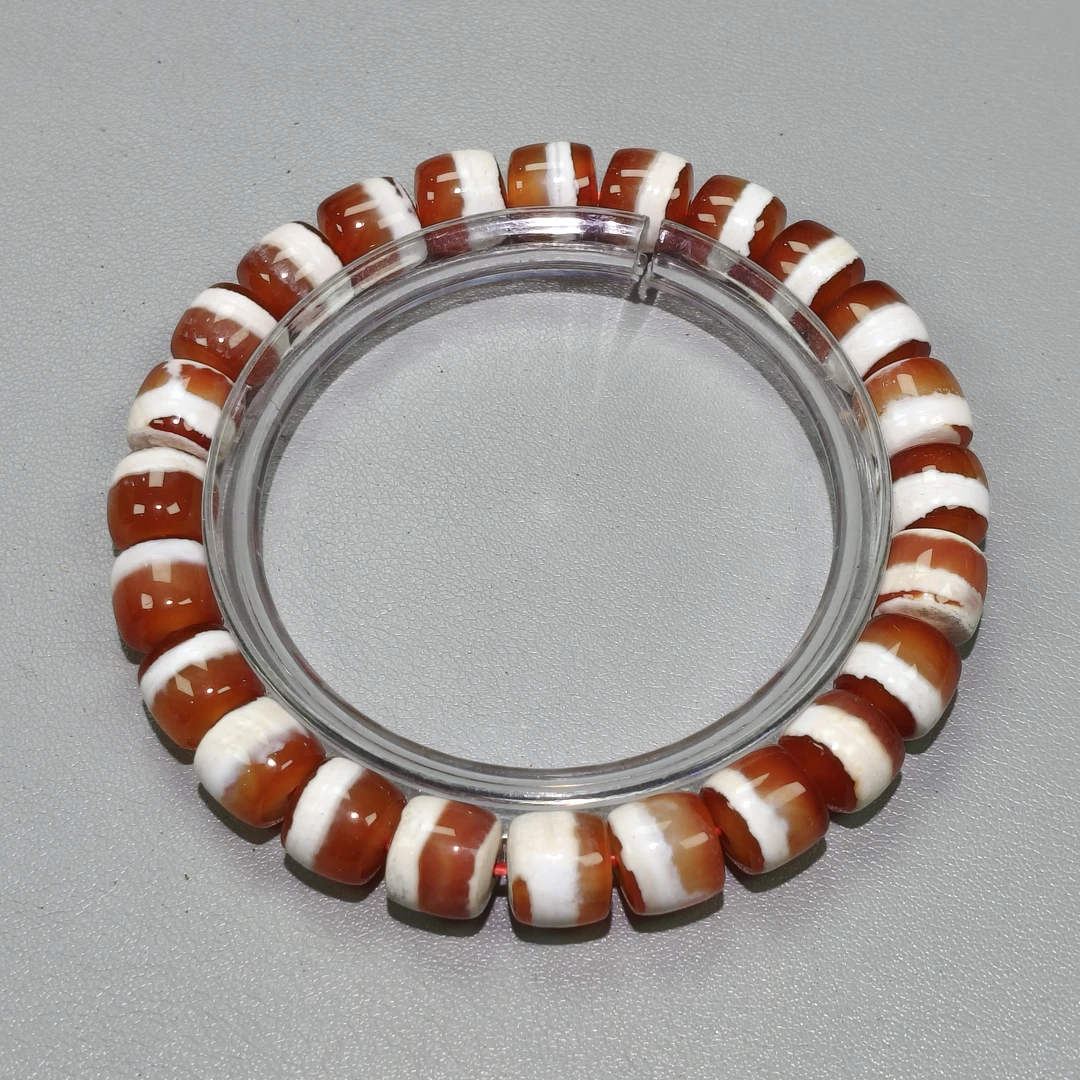 CS02 一线天玛瑙卡0.9单圈手串