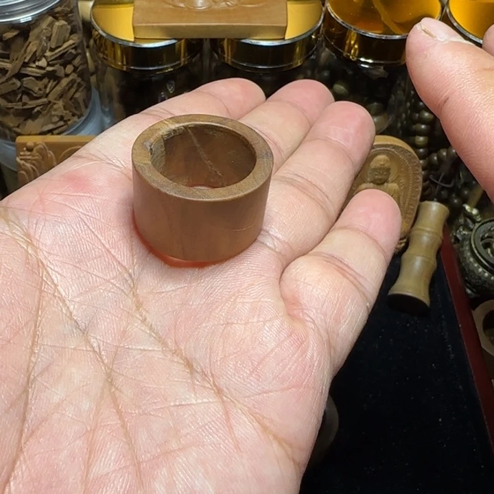 檀香木老山檀香扳指微瑕疵