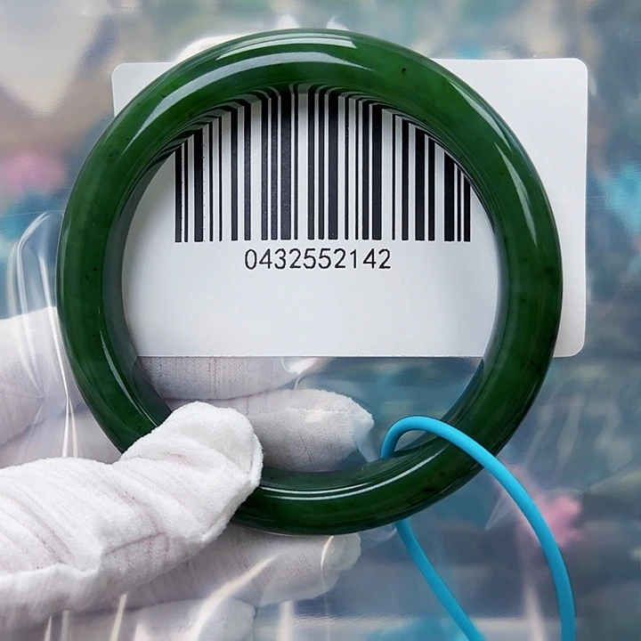 和田玉未镶嵌手镯包容6263