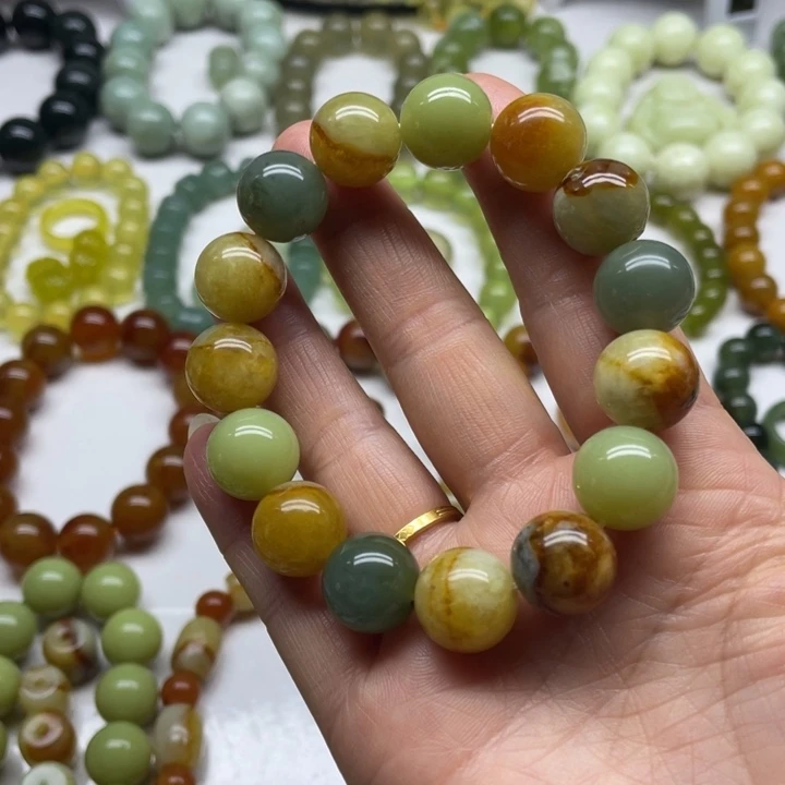 蛇纹石玉手串未镶嵌