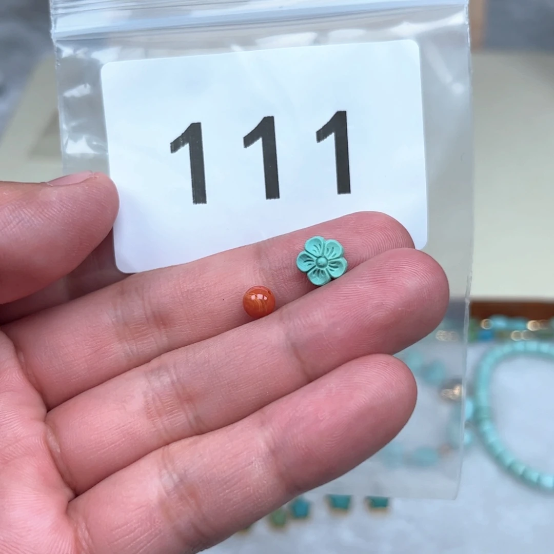 南红玛瑙未镶嵌珠宝奇石