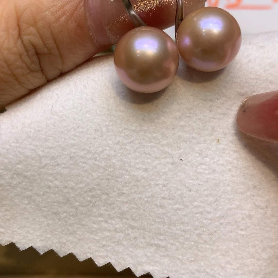 银S925镶嵌耳饰淡水珍珠