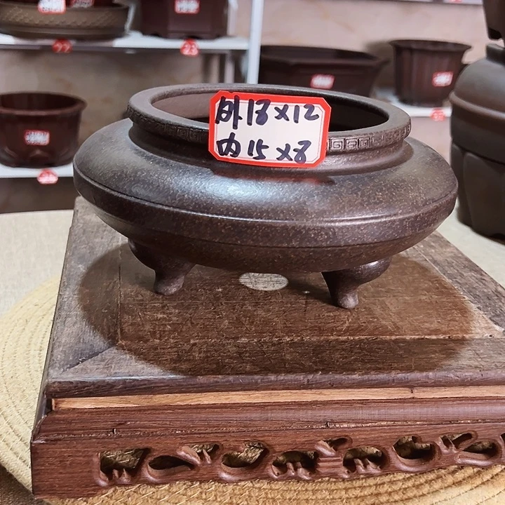 紫砂花盆紫砂花盆