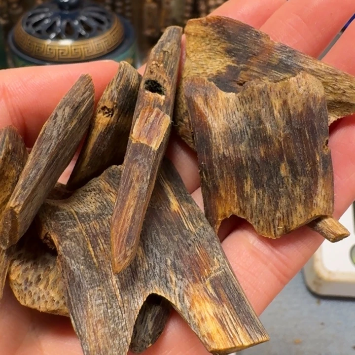 沉香沉香碎屑棋楠红棋高端树心油块料20克