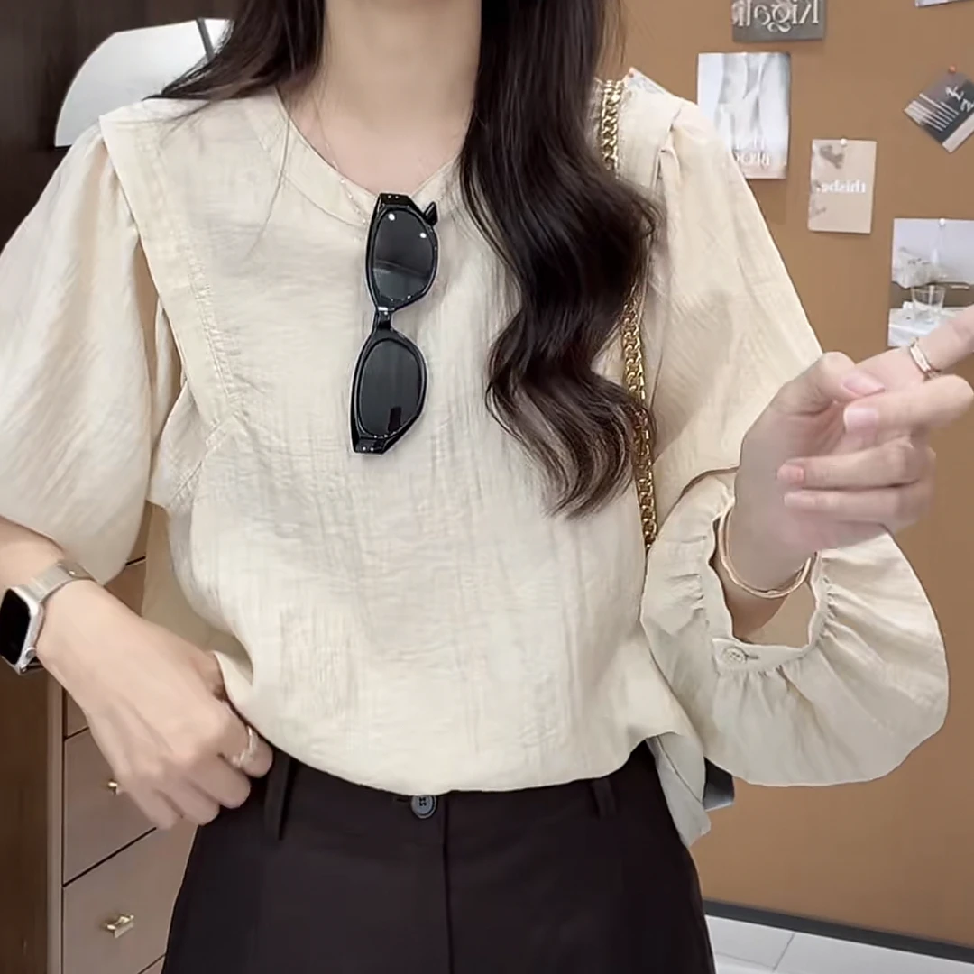 早秋复古洋气别致甜美设计感小众圆领长袖衬衫女2025时尚宽松休闲