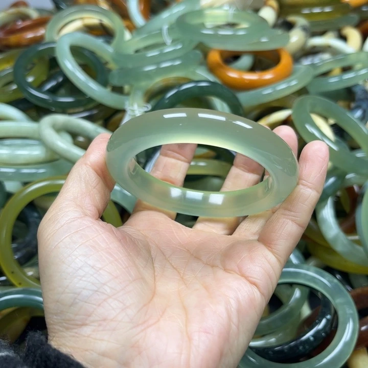 冰***冰蛇纹石玉未镶嵌手镯