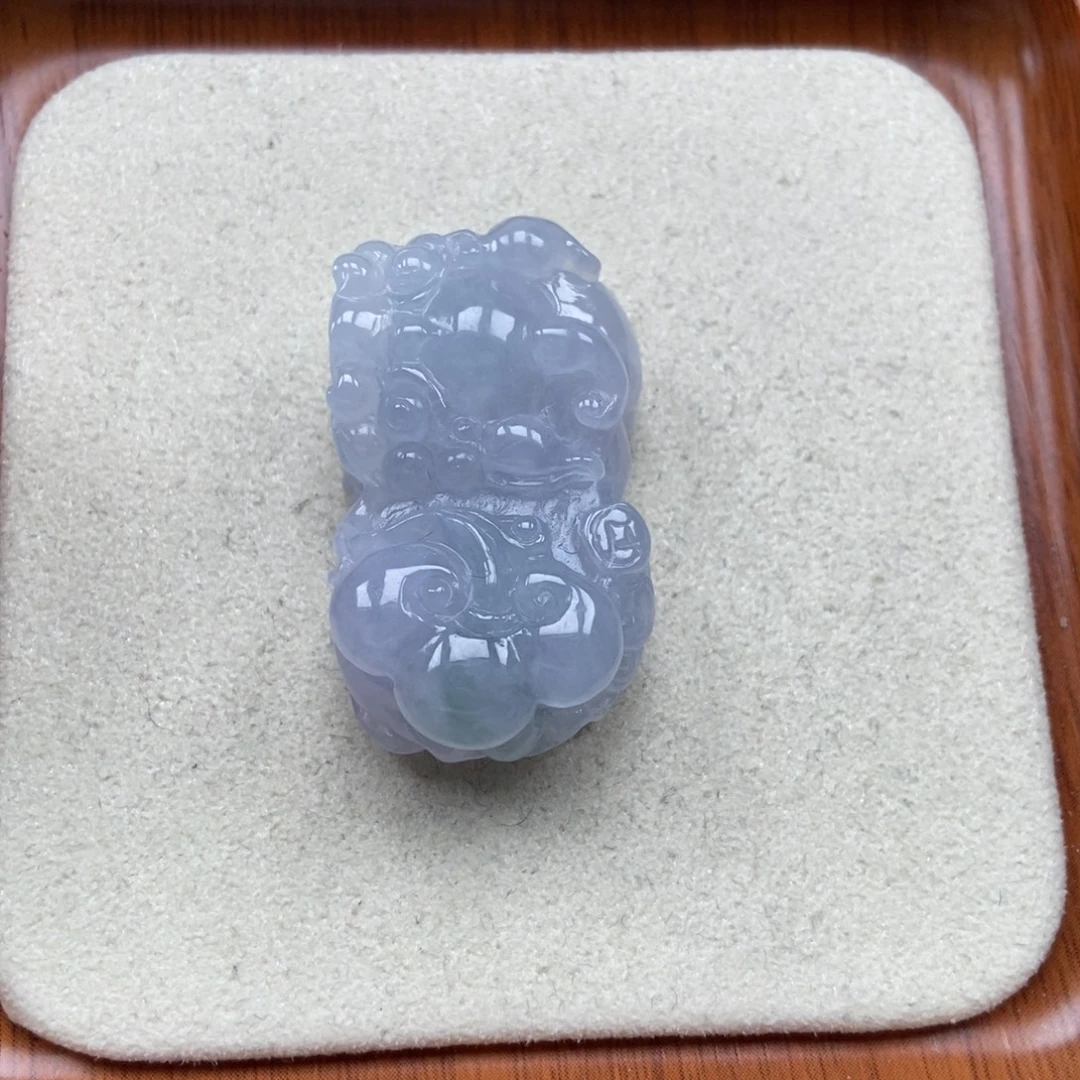 翡翠未镶嵌颈饰霸王貔貅吊坠