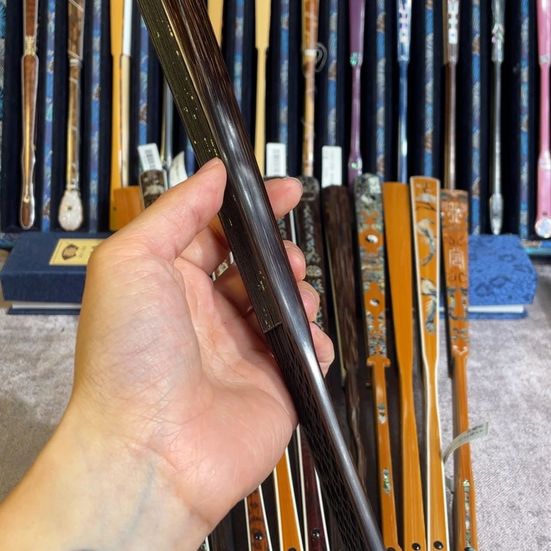 扇子手工制作工艺精湛