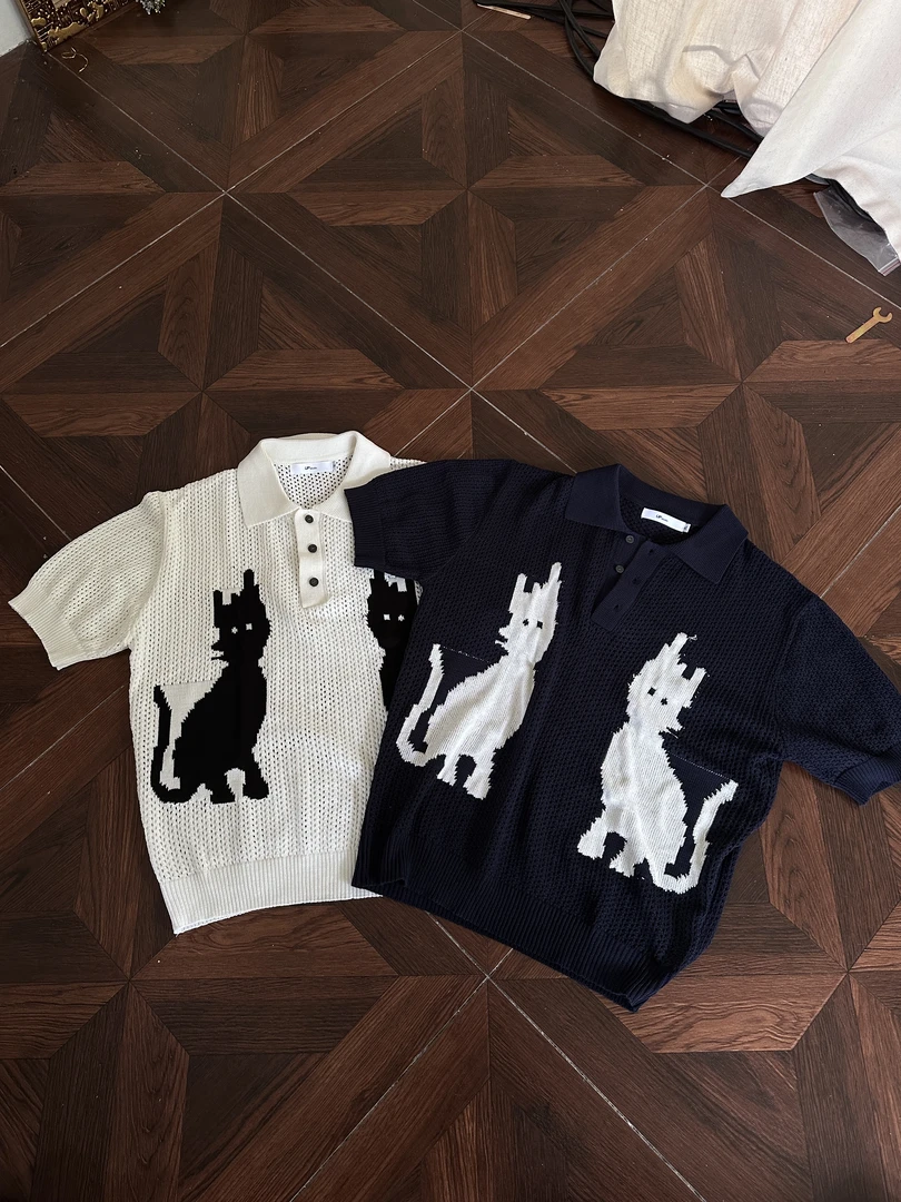 SKBD《趣味猫》 美式老钱猫图案短袖针织衫男女款松弛感polo衫