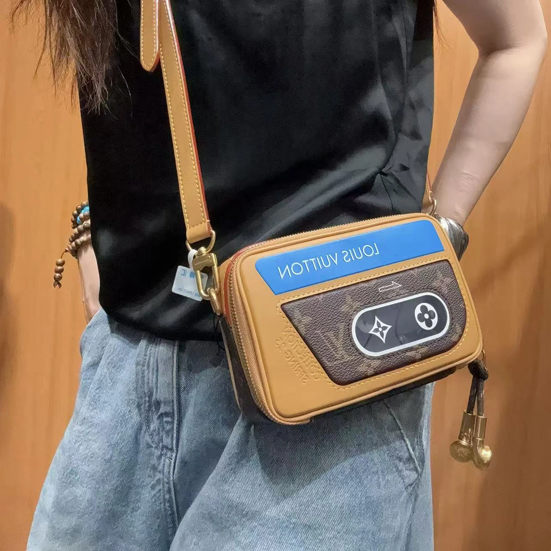 95新 LouisVuitton/路易威登 【蕾】 1ZZ3007 邮差包