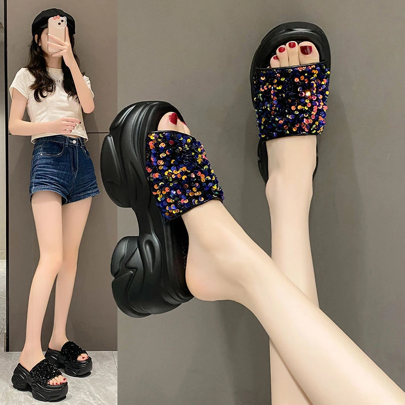 爆款增高软底凉拖鞋女外穿2025年夏季新款厚底松糕一脚蹬亮片凉鞋