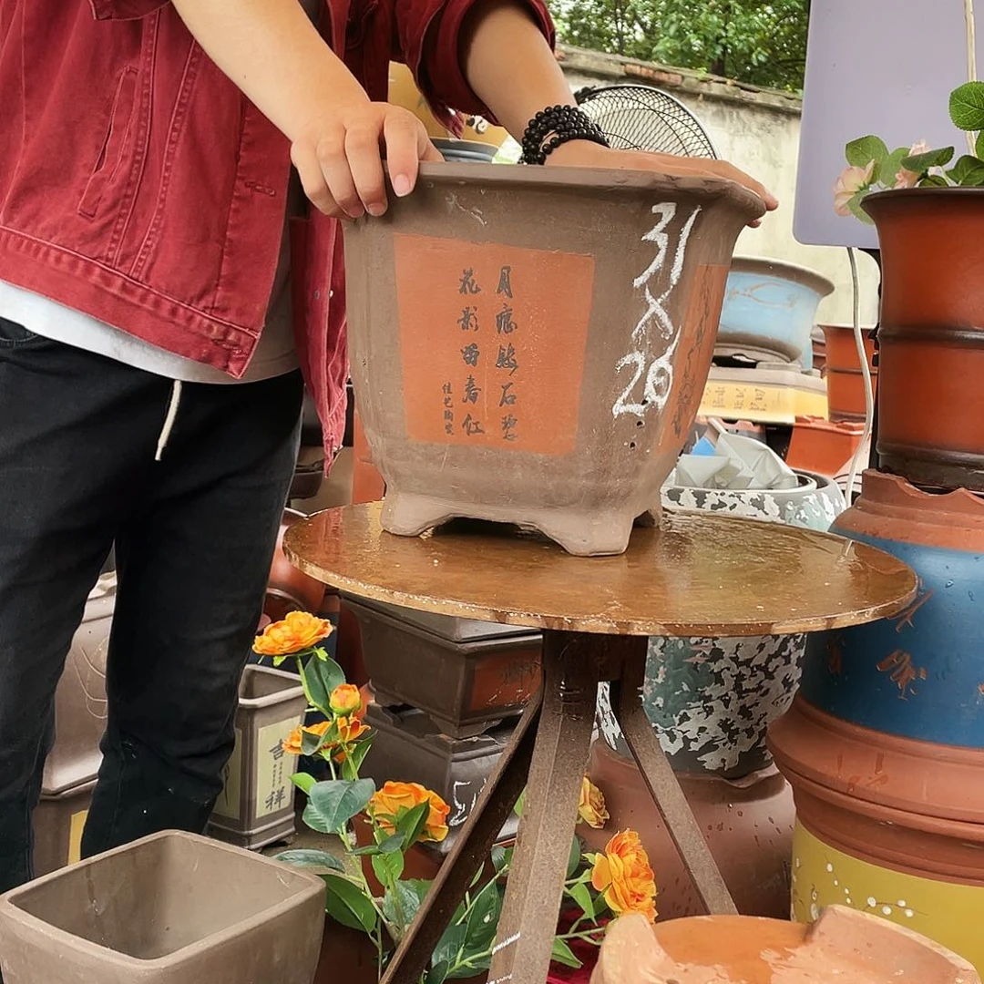 31红切角四方花盆花盆花盆