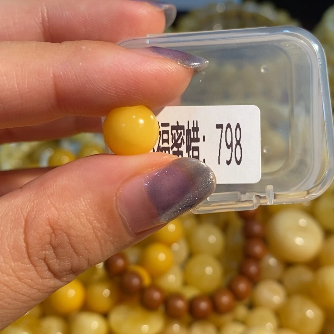琥珀未镶嵌珠宝奇石798