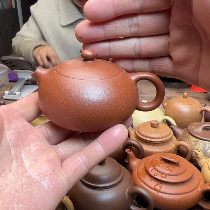紫泥茶壶红降坡泥半手精工制作扁西施150c c