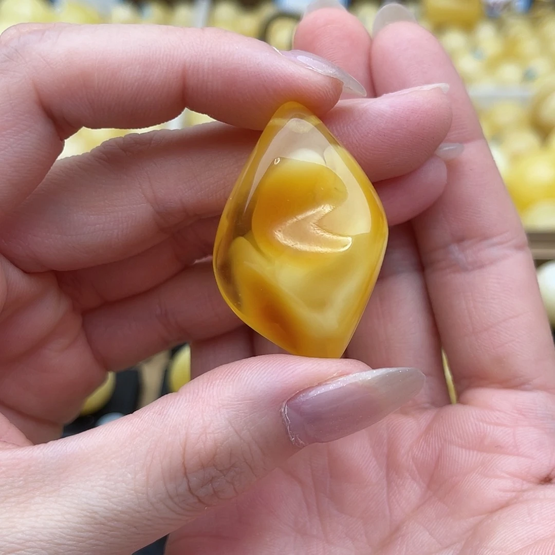 裸石琥珀未镶嵌蜜蜡随形鸽