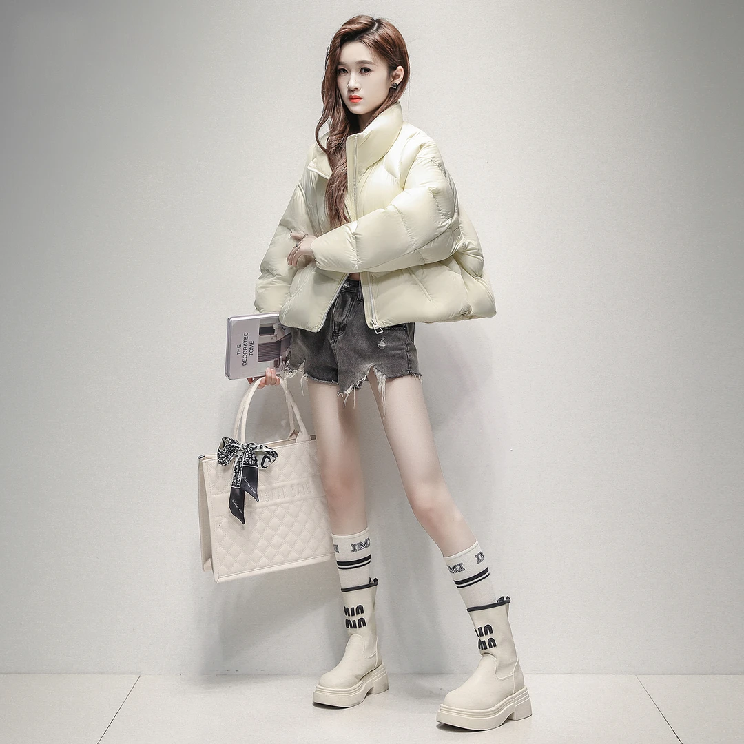 高端鸭绒短款羽绒服女时尚冬季新款小个子防寒面包服洋气宽松外套