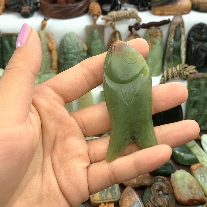 岫岩老玉（透闪石质玉）未镶嵌挂件