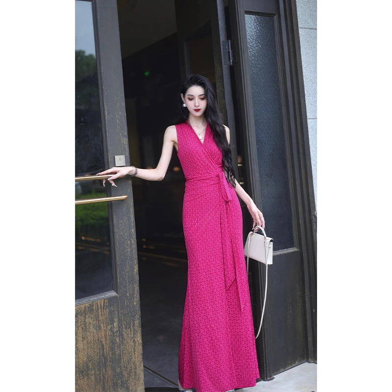 尤克菲儿 原创 高定轻奢 无袖V领气质收腰 水晶麻印花 连衣裙