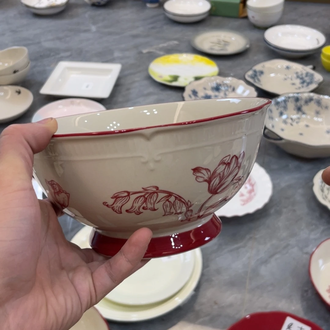 陶瓷微瑕餐具介意勿拍，满18飞！