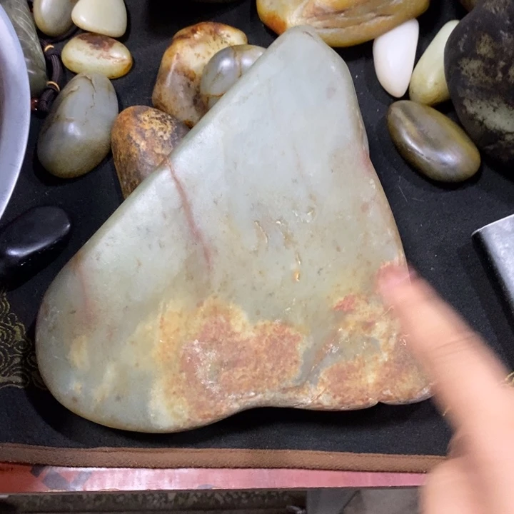 黒***哥和田玉（糖玉）未镶嵌挂件