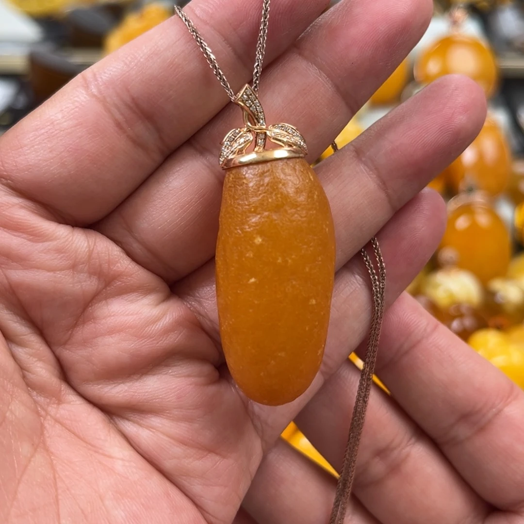 蜜蜡18K金镶嵌珠宝奇石