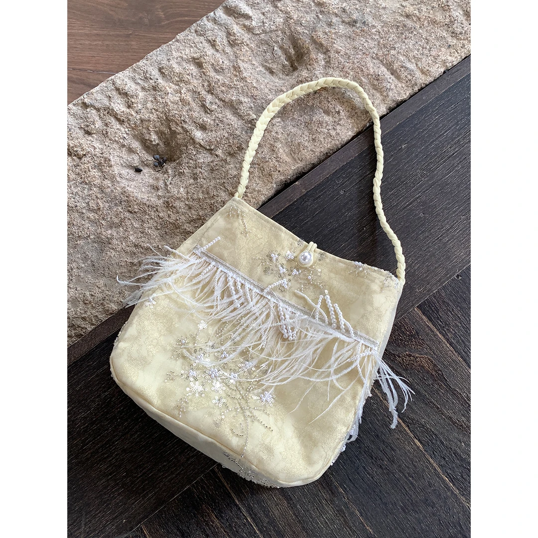 凌茜恣禾【珠帘叙影】国风新中式复古流苏披肩珍珠通勤日常百搭包包