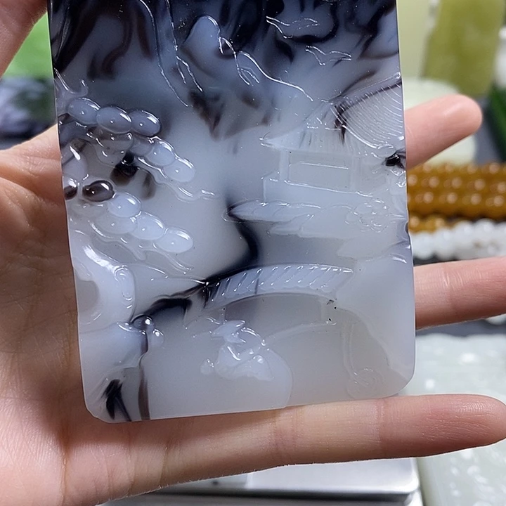 和田玉未镶嵌颈饰