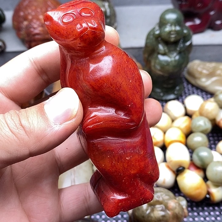 蛇纹石玉未镶嵌颈饰永**境